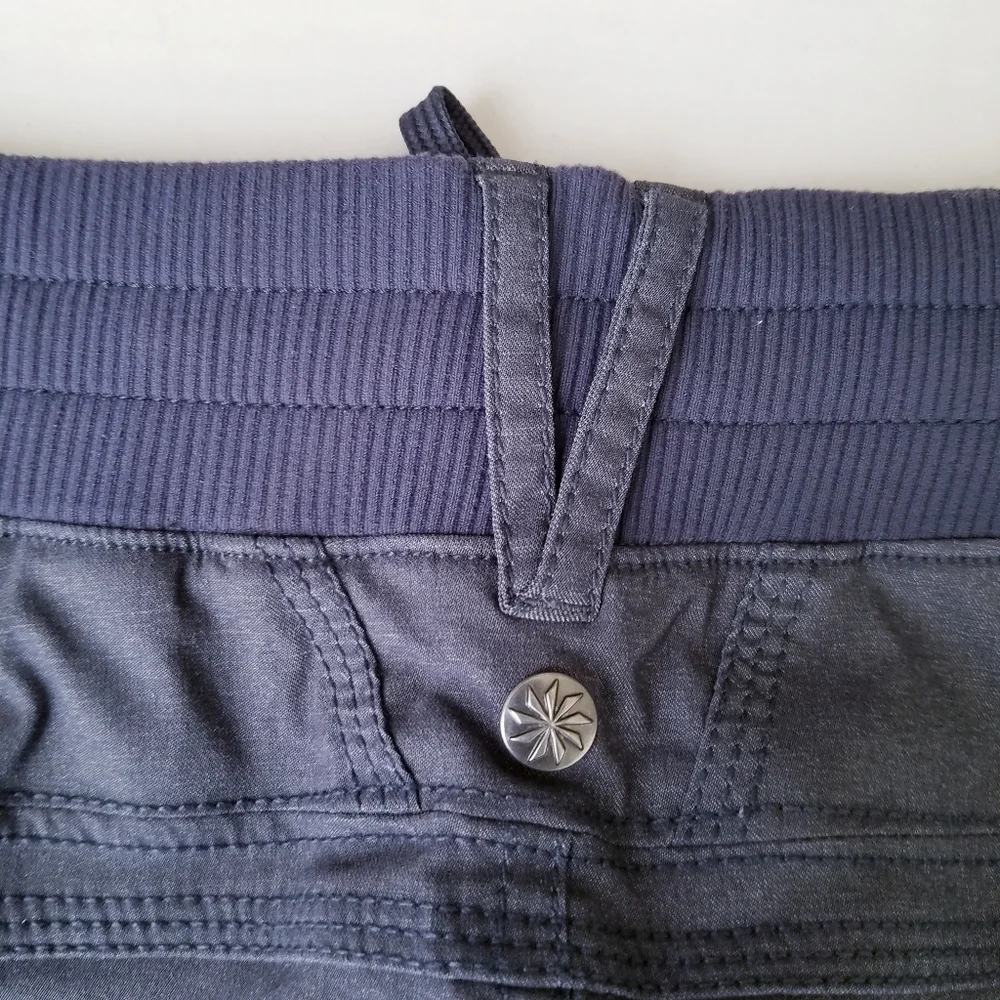 🌸Athleta‎ | Nylon Mini Skirt size 12